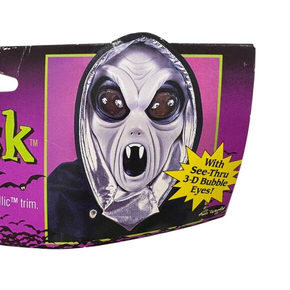 Shrouded Alien Mask With See-Thru 3-D Bubble Eyes NWT Costume Accessory - Picture 2 of 3